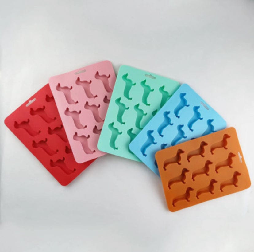 Mäyräkoira jääpalamuotti - Tukkukoira